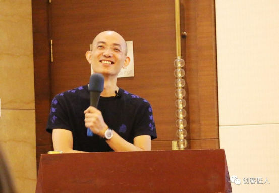 一群普通的人完成一項(xiàng)偉大的事業(yè)1740.png